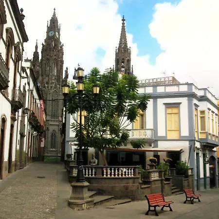 Casa La Abuela Holiday home *